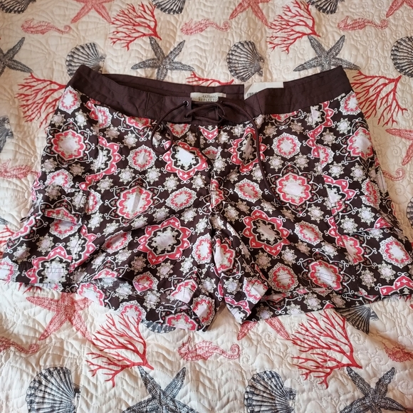 (NWT) Pink & Brown Patterned Water Shorts (14) - Picture 3 of 4